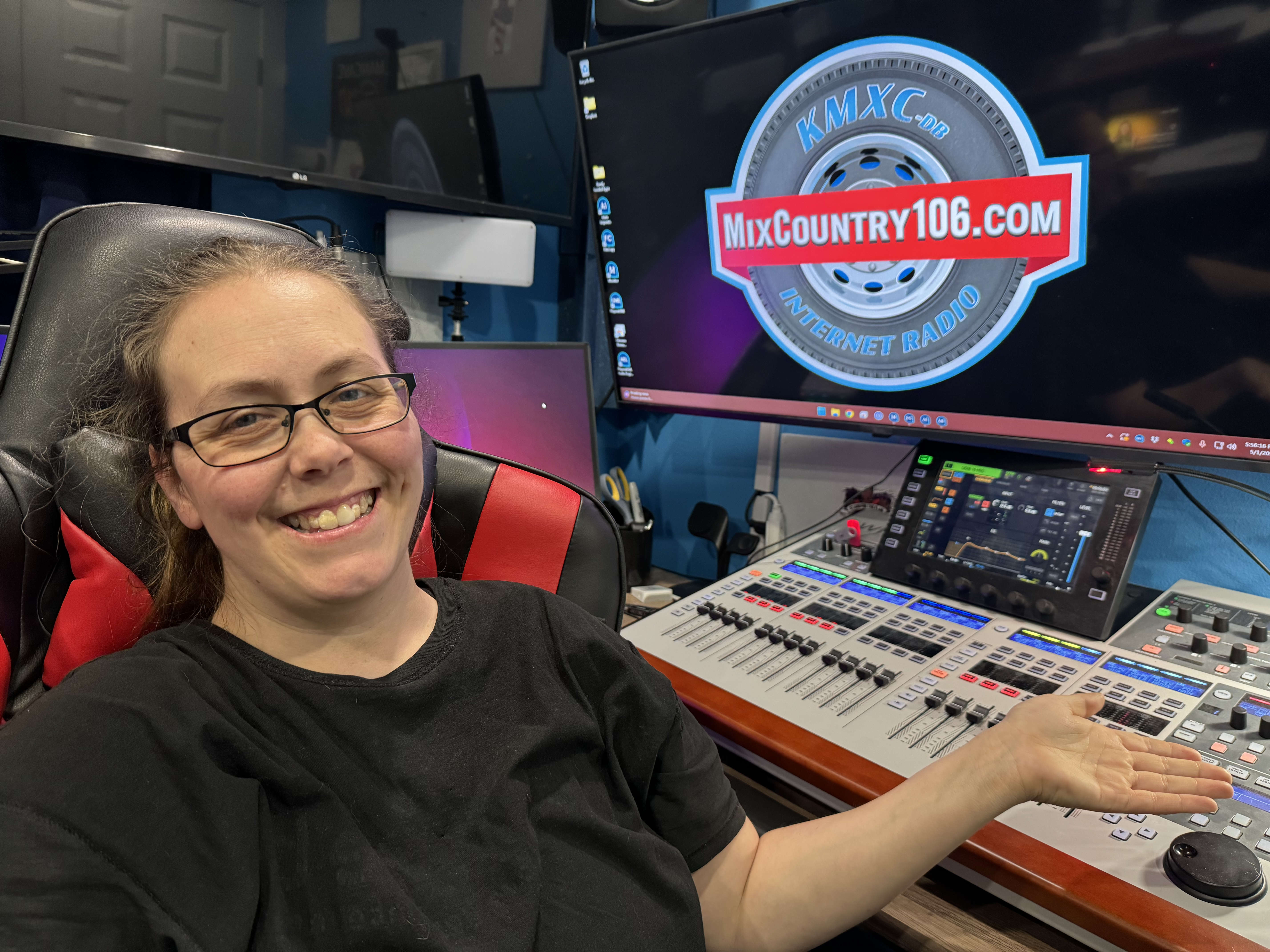 RAVEN LOFTON Named "Music Director" for KMXC-DB Mix Country 106